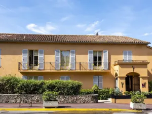 Hôtel le Y