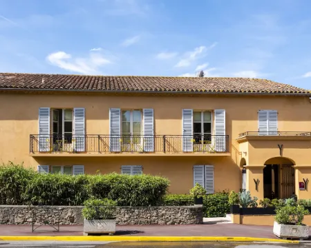 ホテル・ル・ワイ・サン・トロペ サン・トロペのホテル