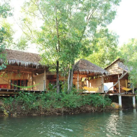 Sok Sabay Resort Отели рядом с достопримечательностью «Отрес-Бич»