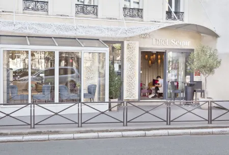 Hotel Eiffel Segur