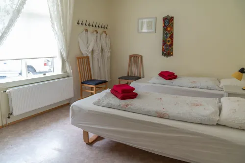 Guesthouse Ísafjördur - Gamla - Homestays