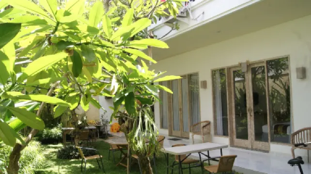 蘇吉拉斯生活酒店