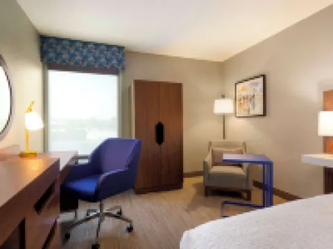 แฮมป์ตันอินน์ ชาร์ลอตส์วิลล์ โรงแรมในชาร์ลอตส์วิลล์