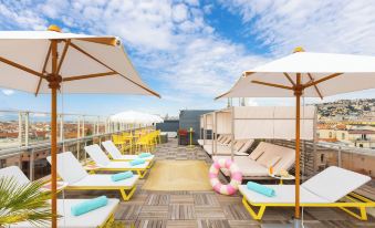Nice Centre Hotel