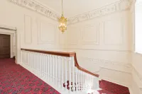 漢麗埃塔市中心套房酒店