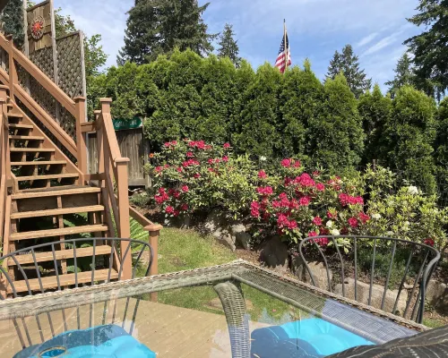 Cottage Lake Bed and Breakfast Hotels in Woodinville