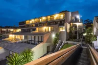 Horizon Holiday Apartments - balcony