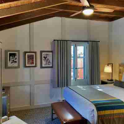 Bright Angel Lodge – Inside the Park Rooms
