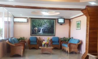 Rovanel's Resort and Conference Centre