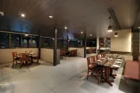 Svasti Inn Jamnagar - Desayuno