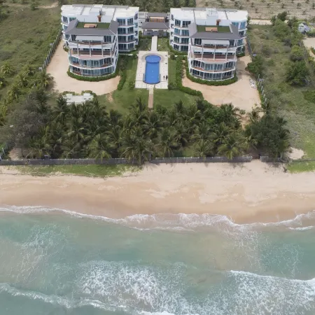Casamia Oceanfront Condo Nilaveli
