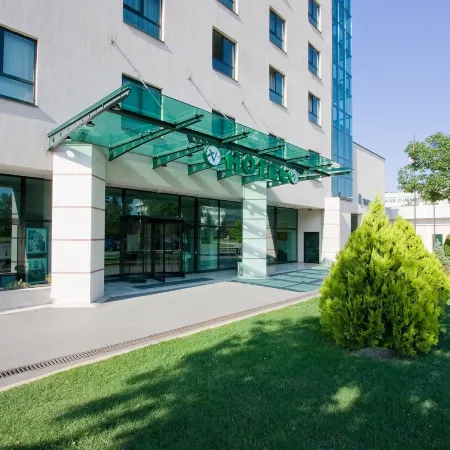 Vitosha Park Hotel - Free Pool & Gym Отели в г. София