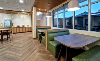 Fairfield Inn & Suites Omaha at MH Landing
