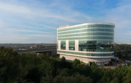 Clarks Inn Suites Hyderabad Airport