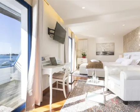 Hotel Restaurant les Venetes Hotels in Arradon