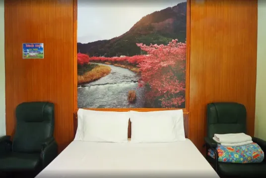 ห้องอีโคโนมี เตียงใหญ่