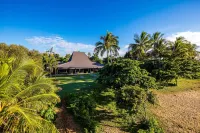 King Reef Resort Hotels in Wongaling Beach