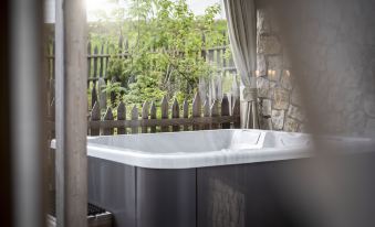 Post Alpina - Family Mountain Chalets