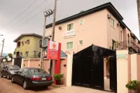 B & S Hotel Hotels in Agege