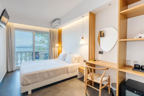 Pontikonisi Hotel & Suites Hotel di Perama