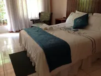 Lynns Guest House Hotel di 