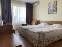 Hotel Atol - parking