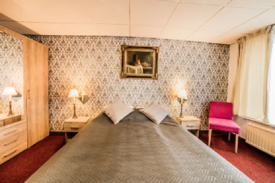 Hotel le Provencal Hotels in 