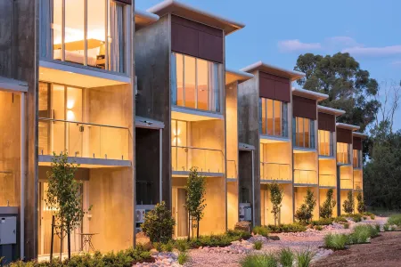 Maya Maya at Mandoon Estate Отели в г. Вайнс