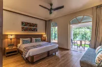Nanu Beach Resort & Spa, Betalbatim - parking