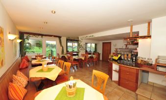 Bed & Breakfast Landhaus Strasser