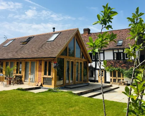 Heathrow Cottages B&B Hotels in Stanwell