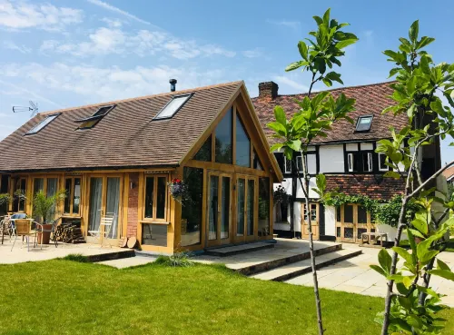 Heathrow Cottages B&B - โฮมสเตย์