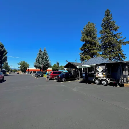 Cascade Lodge