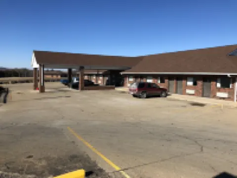 Rosener's Inn and Banquet Center Hotels in St. Francois Township