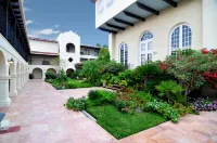 La Posada Hotel