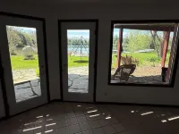 Lakefront 5BR,3bath, private lake,nature lovers dream, Big home near Frankenmuth