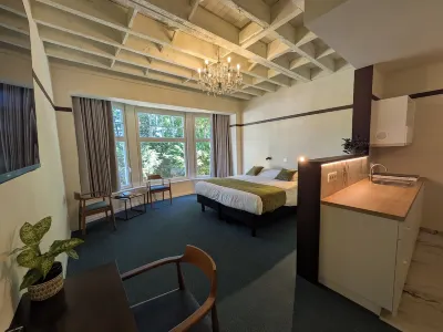 Aparthotel Acacia Hotels in Zelzate