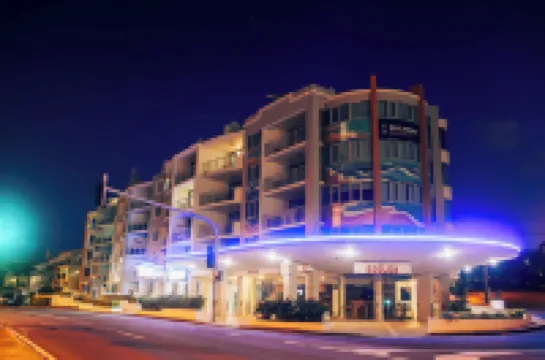 Grand Palais Boolarong Beachside Apartments