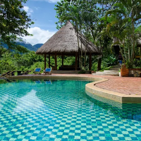 Hillside - Nature Lifestyle Lodge