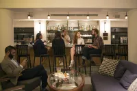 Lily & Bloom Boutique Hotel - С баром