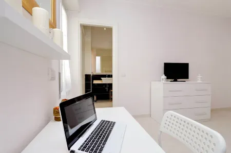 Roman Holiday Charming Отели рядом с достопримечательностью «Римский университет Тор Вергата»