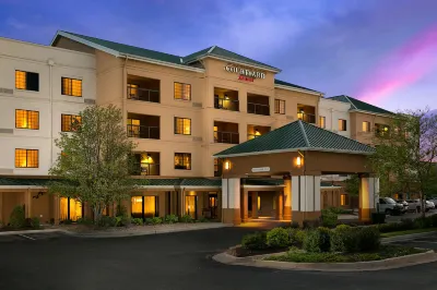 Courtyard Kansas City East/Blue Springs Hoteles en Blue Springs