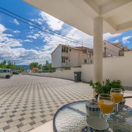 Apartments Villa Aquamarine