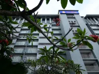 وان-ستوب سيرفيسد ريزيدنس آند أوفيس Hotels near بودو