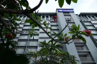 One-Stop Residence & Hotel - con vista montagne