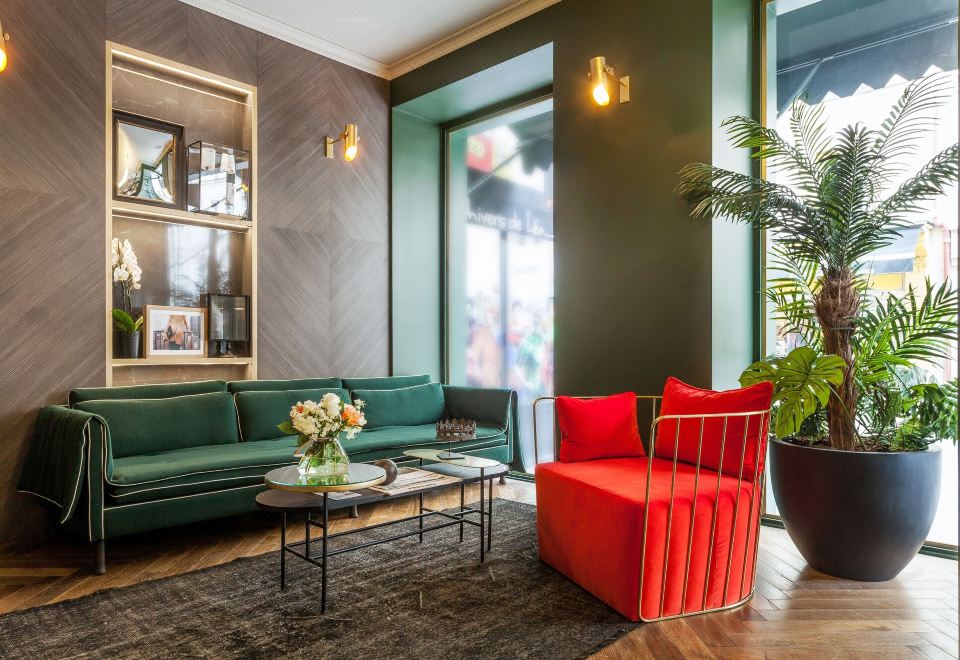 핸섬 호텔 바이 에레간시아 로비