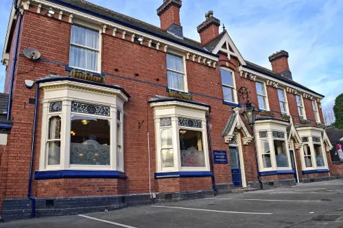 The Seven Stars Hotels in Dudley District