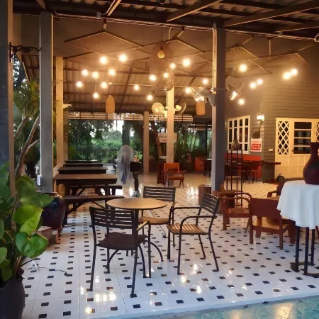 Muaan Resort