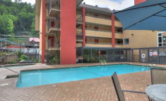 River Inn Gatlinburg River Inn (Gatlinburg) - 2026 Prices, Reviews & Deals | Trip.com