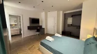 Sea Side Suites